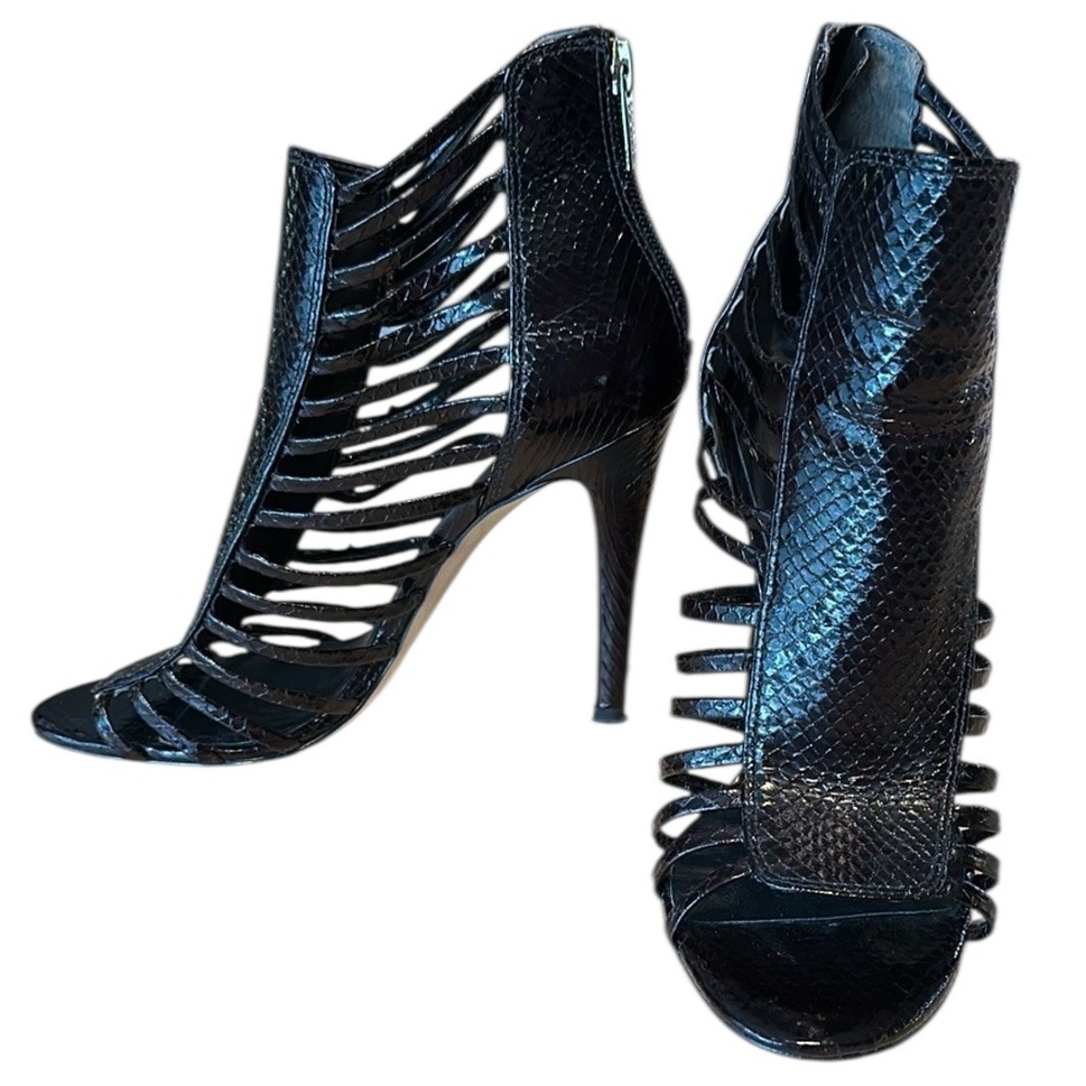 Elegant Black Strappy Heels size 7.5